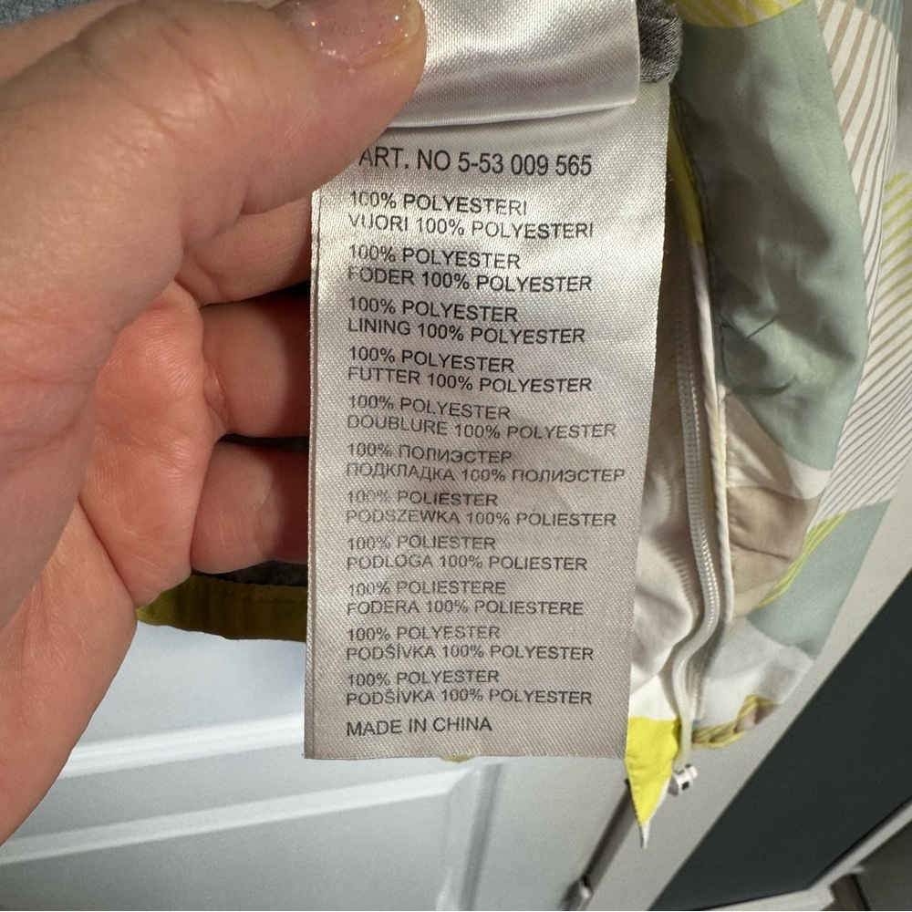 Geometric Patterned Woman’s Windbreaker Jacket Si… - image 8